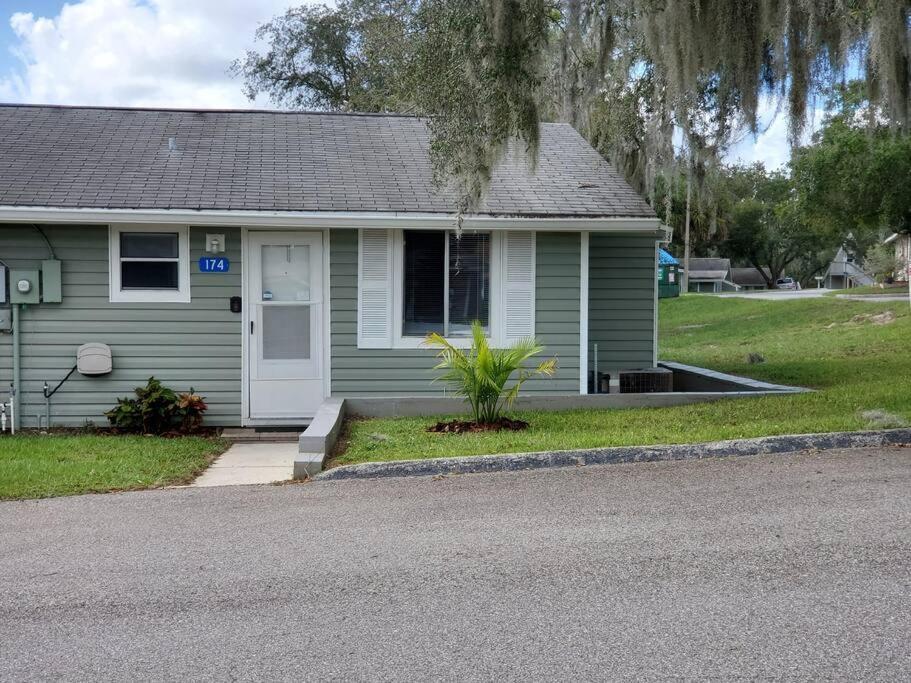 Beautiful Cottage Near Lake Louisa & Mins From Disney, Vehicle Rental Available クレルモン エクステリア 写真