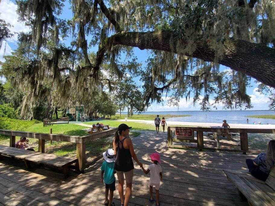 Beautiful Cottage Near Lake Louisa & Mins From Disney, Vehicle Rental Available クレルモン エクステリア 写真