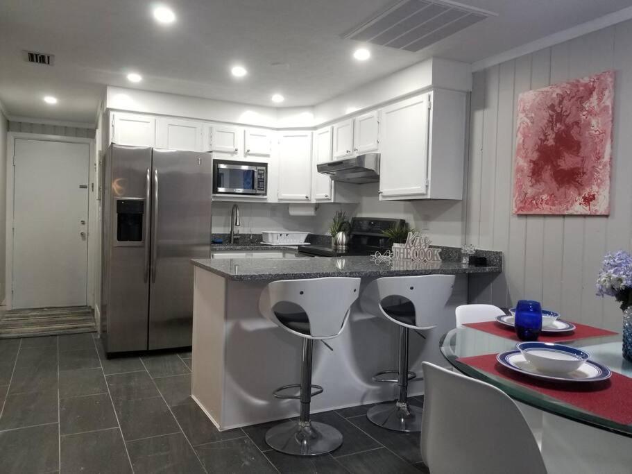 Beautiful Cottage Near Lake Louisa & Mins From Disney, Vehicle Rental Available クレルモン エクステリア 写真